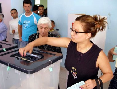 Επεισόδιο με πυροβολισμούς στην Αλβανία εν μέσω εκλογών